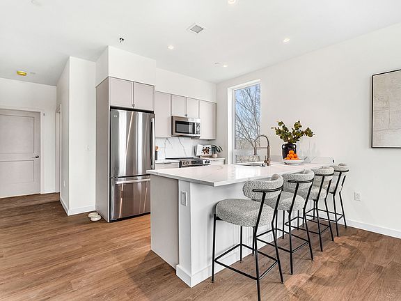2nd image of 57 Main St #628