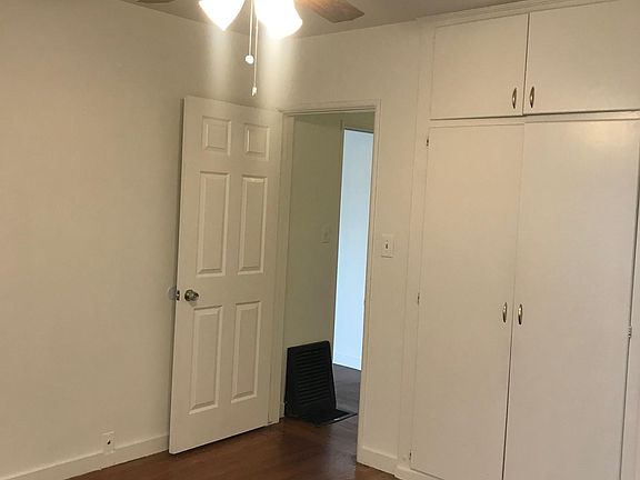 3rd image of 5605 N Beck Ave #5605
