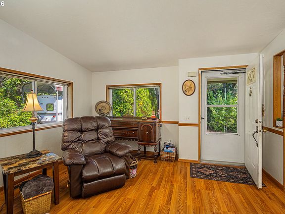 5th image of 4796 Treewood Dr