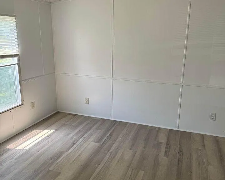 223 Saddlehorn Ln — Photo 4