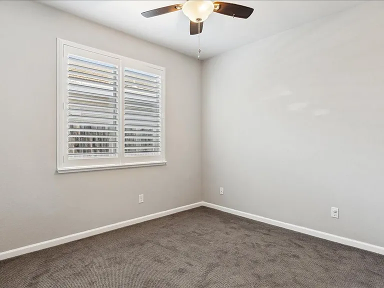 1875 Verrazona Dr — Photo 6