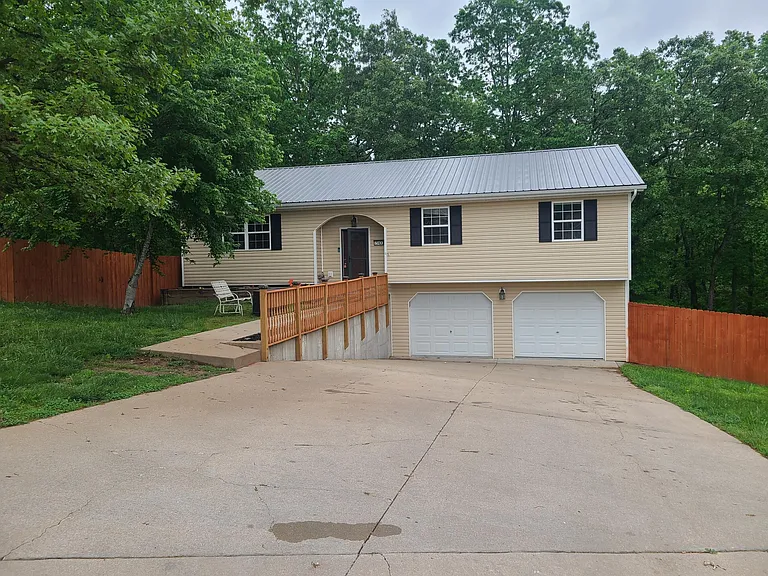 15400 Triangle Ln — Photo 23
