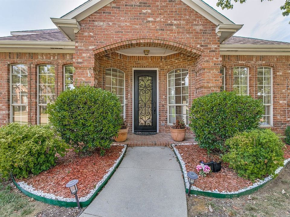 1st image of 903 Granview Dr