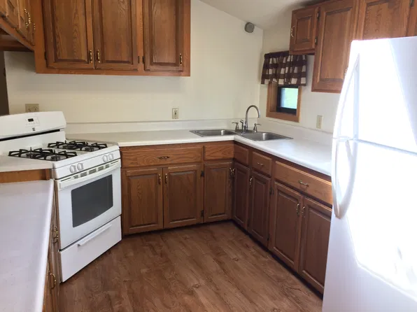 1018 Kearney St #1, Manhattan, KS 66502