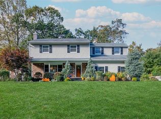 14 Yorkshire Ave, Stony Brook, NY 11790