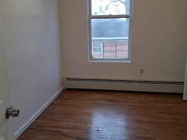 296 Woodworth Ave #2L — Photo 6