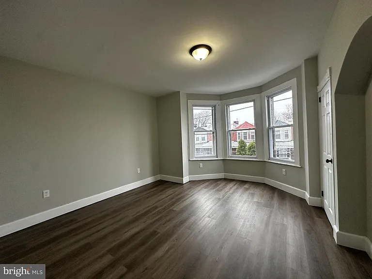 5729 Pine St #2 — Photo 14