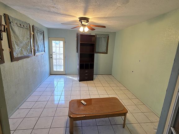 4th image of 1301 McKinley Ave