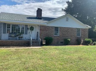 105 Coventry Ct, Rocky Mount, NC 27801