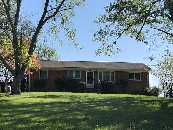4th image of 910 Shady Ln