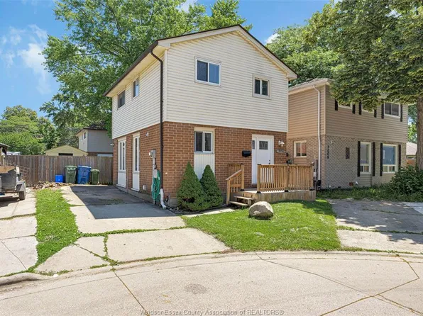 1204 Copperfield Pl, Windsor, ON N8S 4G6