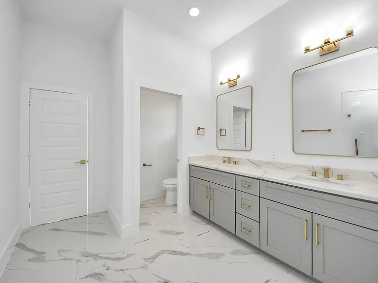 8601 Amadwe St #B — Photo 27