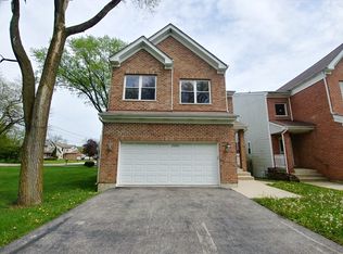 23845 N Overhill Dr, Lake Zurich, IL 60047