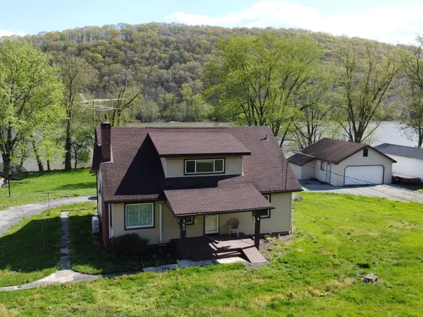 360 Juniata Pkwy E, Newport, PA 17074