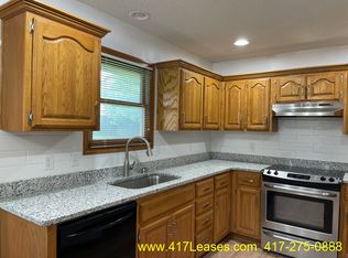 5755 S Jefferson Ave, Springfield, MO 65810