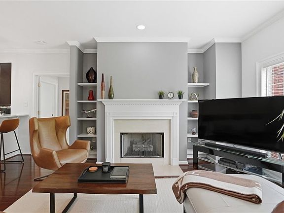5th image of 3275 Lenox Rd NE APT 301