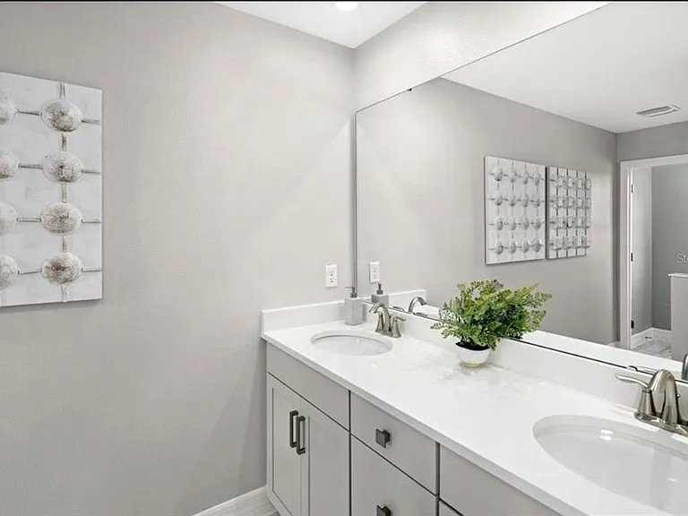 1102 Seaside Mist Trl — Photo 14