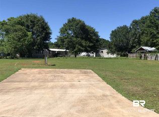 Gemstone Dr, Loxley, AL 36551