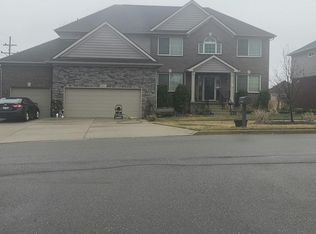 26632 Fountain View Blvd, Chesterfield, MI
