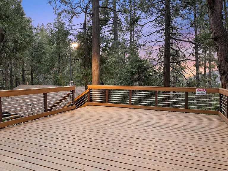 24166 Cresta Dr — Photo 45