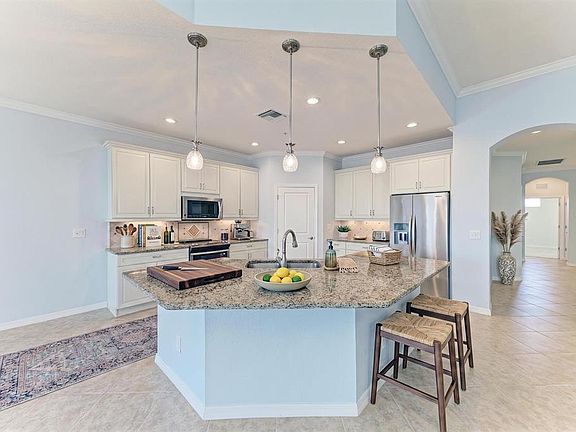 5th image of 1246 RIVERSCAPE STREET