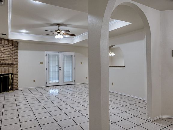 5th image of 109 Burwood Ln