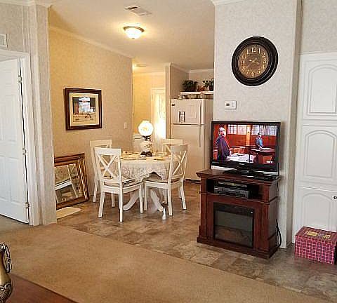 3rd image of 2600 Harden Blvd #350