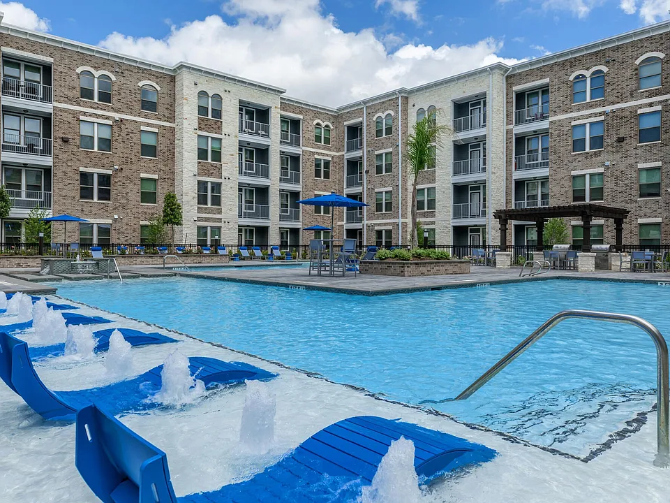 Highbridge at Egret Bay apartments community photo