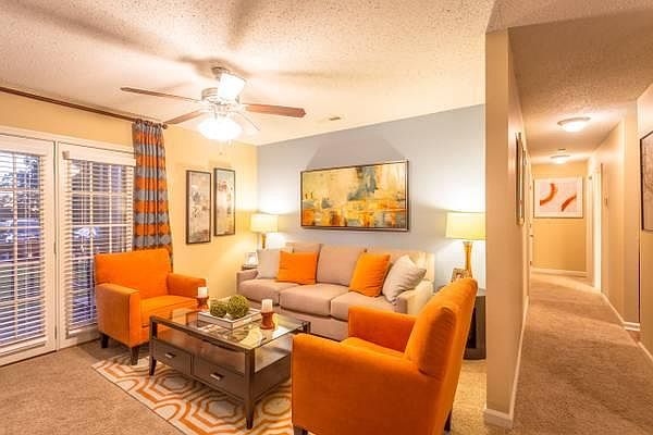 1st image of 207 W Emerson St #3