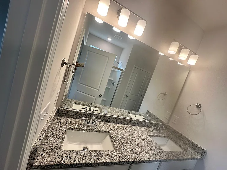 808 Spring Orchard Dr — Photo 32