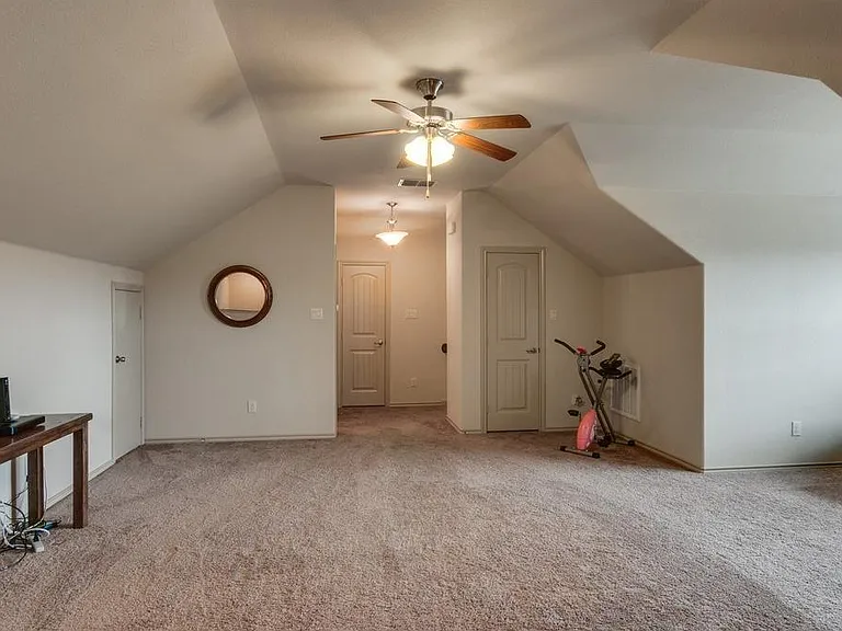 4624 Lazy Oaks St — Photo 11