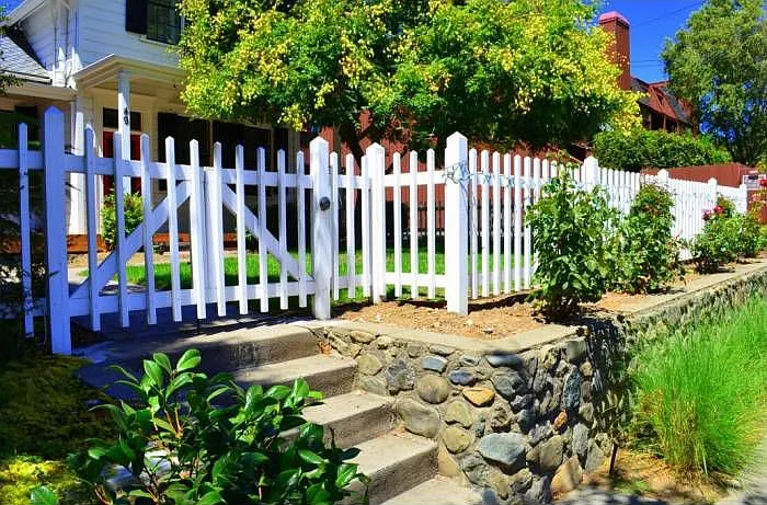 Front Gate and Retaining