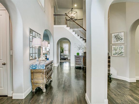 4th image of 3721 Noontide Ln
