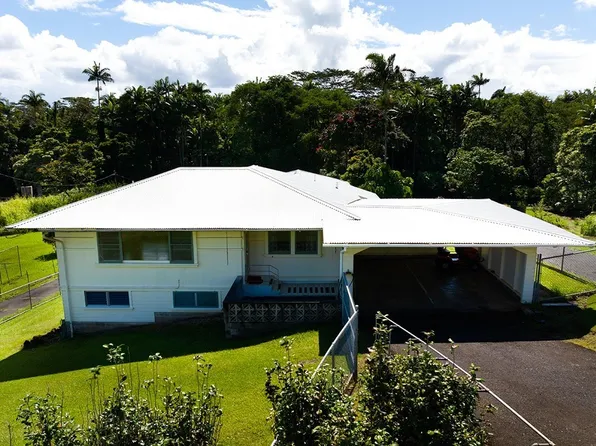 121 Ualehua St, Hilo, HI 96720