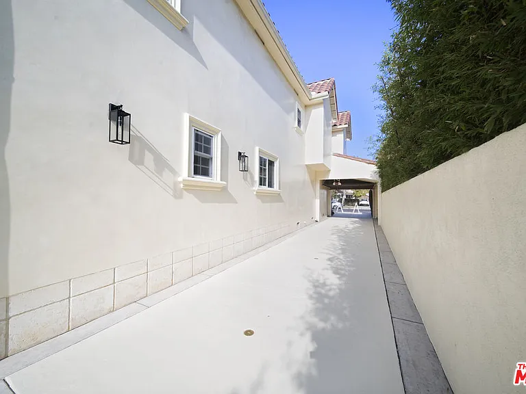 6138 Maryland Dr — Photo 30