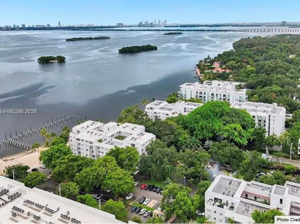 700 NE 63rd St, Miami, FL