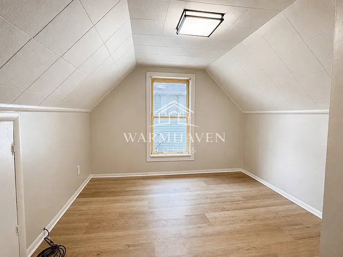 639 N Way St — Photo 11