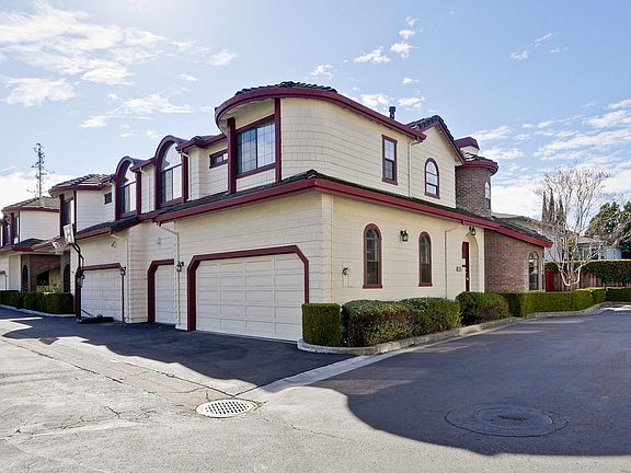 3rd image of 225 Shelley Ave