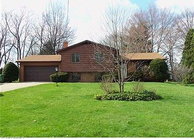 1st image of 581 Clark Dr