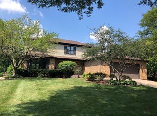 512 Irvington Ct, Bartlett, IL 60103