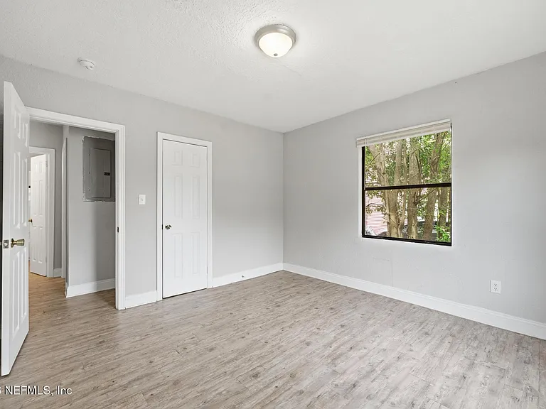 3055 2nd Street Cir — Photo 15