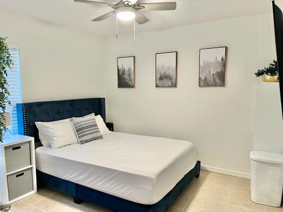 5th image of 111 W Cleveland St #1