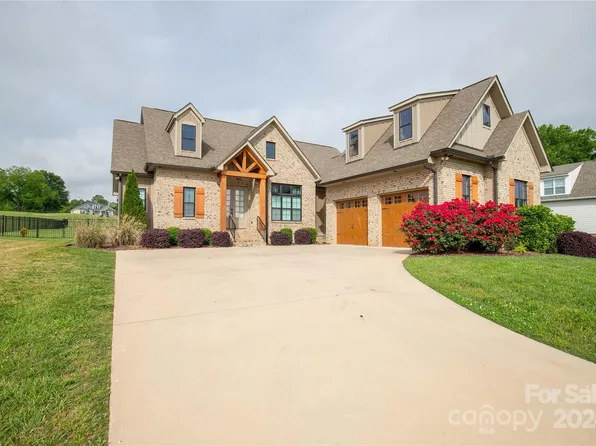 135 Eagles Ter, Shelby, NC 28150