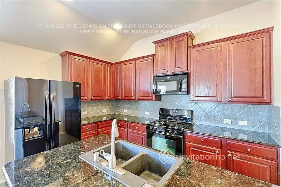 5000 Blackwood Dr Mckinney, TX 75071 — Photo 2