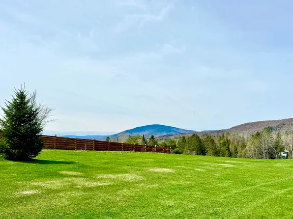 881 South Hill Road, Stewartstown, NH 03576