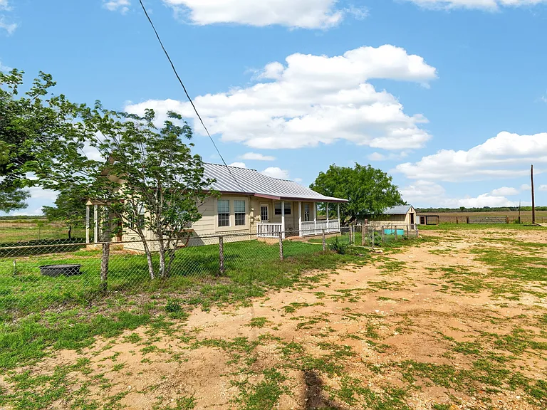 3021 County Road 467 — Photo 19