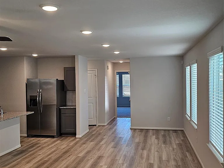 5207 Shallowhurst Ln — Photo 11