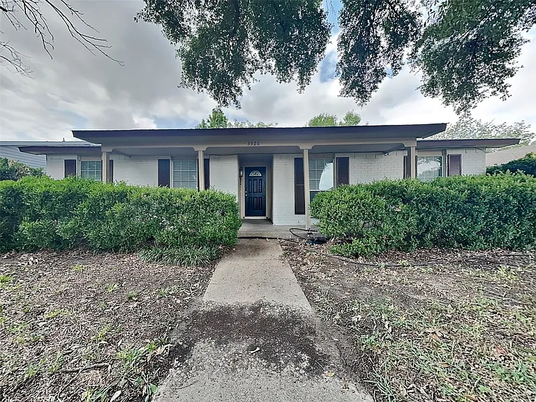 3326 Janwood Ln — Photo 1