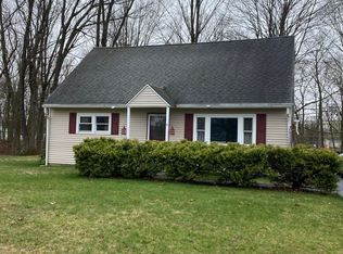 4 Circular Dr, Hudson Falls, NY 12839
