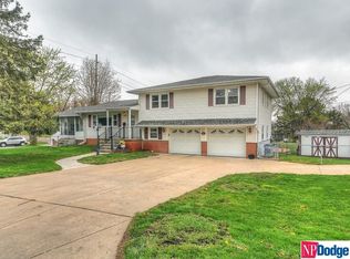 514 Dorcas St, Omaha, NE 68108